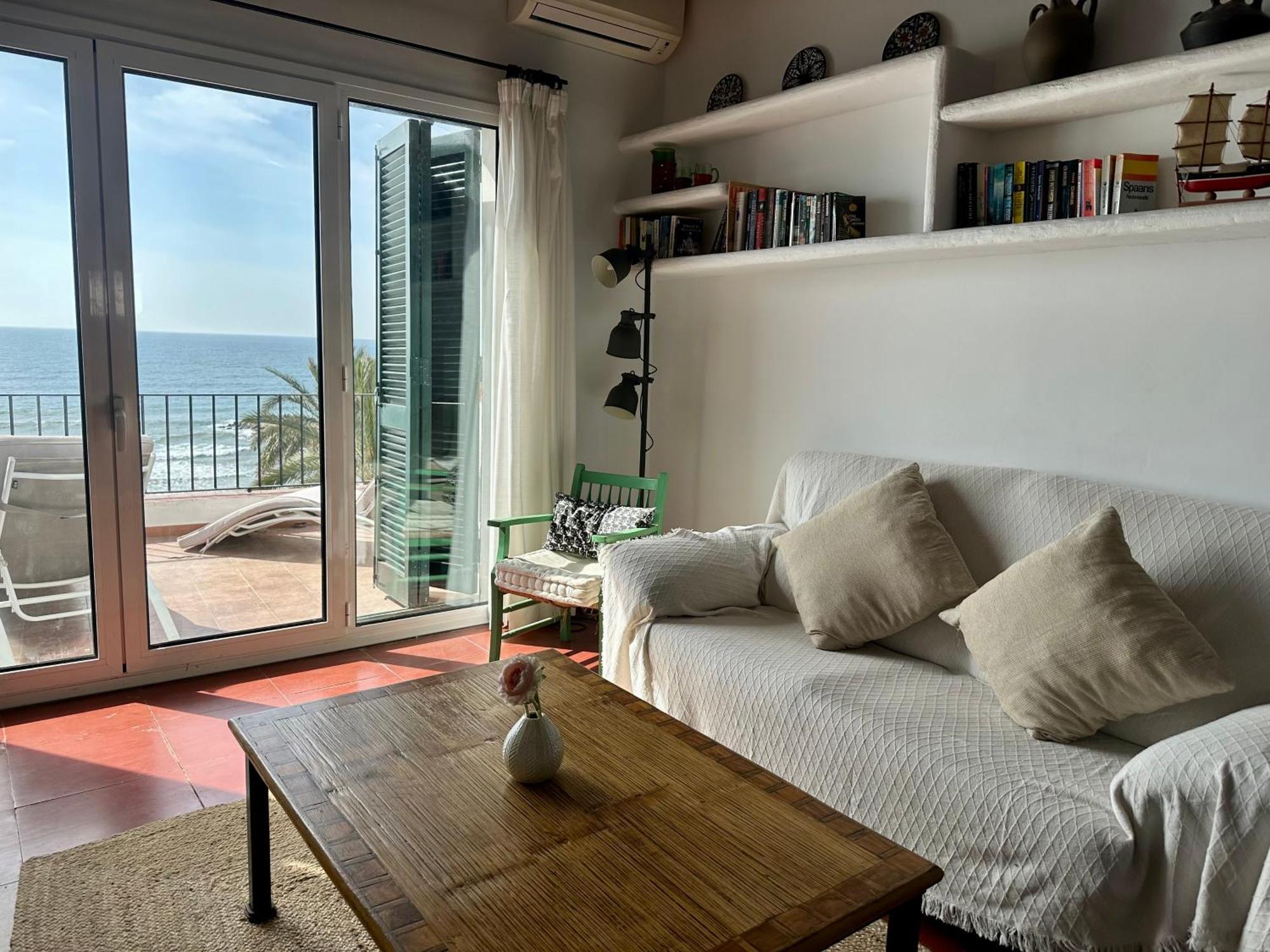 Apartaments Mare Nostrum Ситжес Екстериор снимка